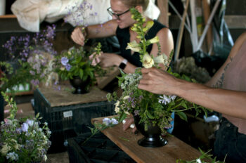 Sultry Summer Centerpiece Workshop - Summer 2024 - Image 3